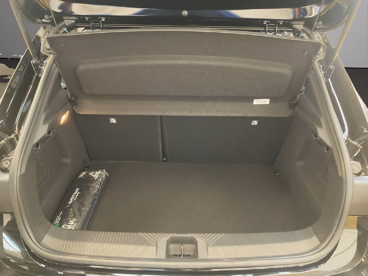 RENAULT Clio 1.8 E-Tech techno, Hybride Integrale Benzina/Elettrica, Auto nuove, Automatico - 7