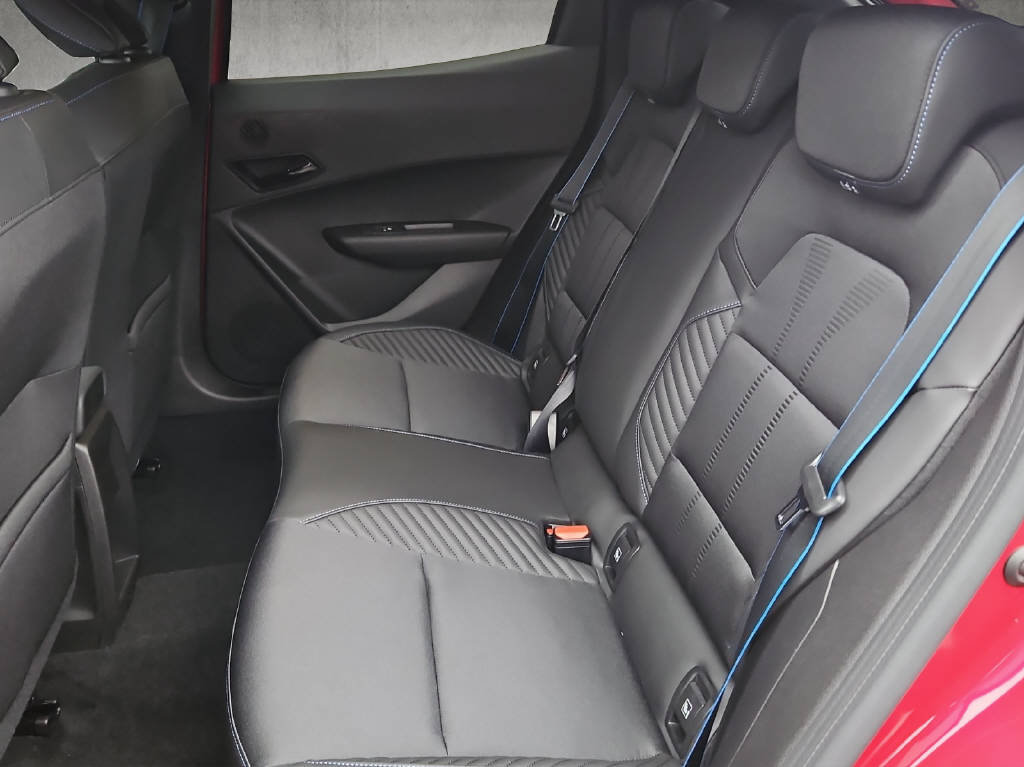 RENAULT Clio 1.8 E-Tech esprit Alpine, Hybride Intégral Essence/Électricité, Voiture nouvelle, Automatique - 6
