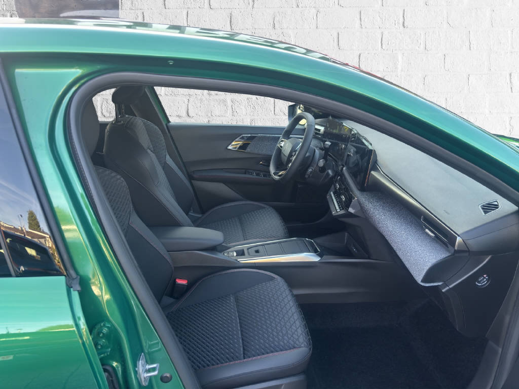 RENAULT Clio 1.8 E-Tech techno, Hybride Intégral Essence/Électricité, Voiture nouvelle, Automatique - 7