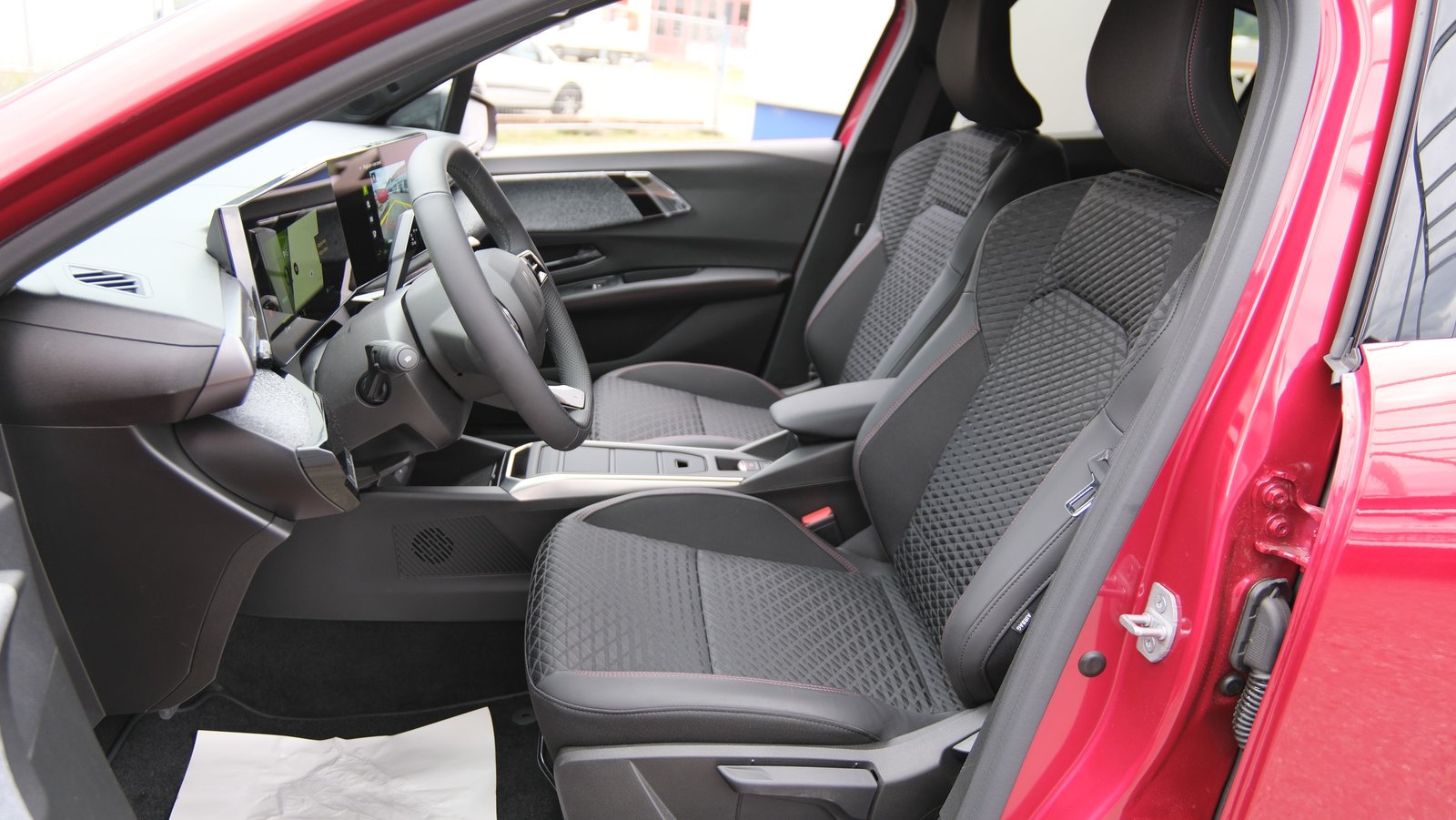 RENAULT Clio 1.8 E-Tech Techno, Voll-Hybrid Benzin/Elektro, Neuwagen, Automatik - 4