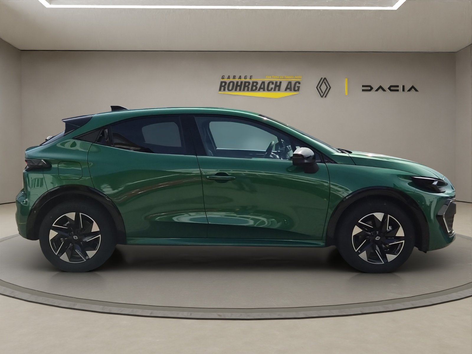 RENAULT CLIO E-TECH FULL HYBRID techno 160, Full-Hybrid Petrol/Electric, New car, Automatic - 3