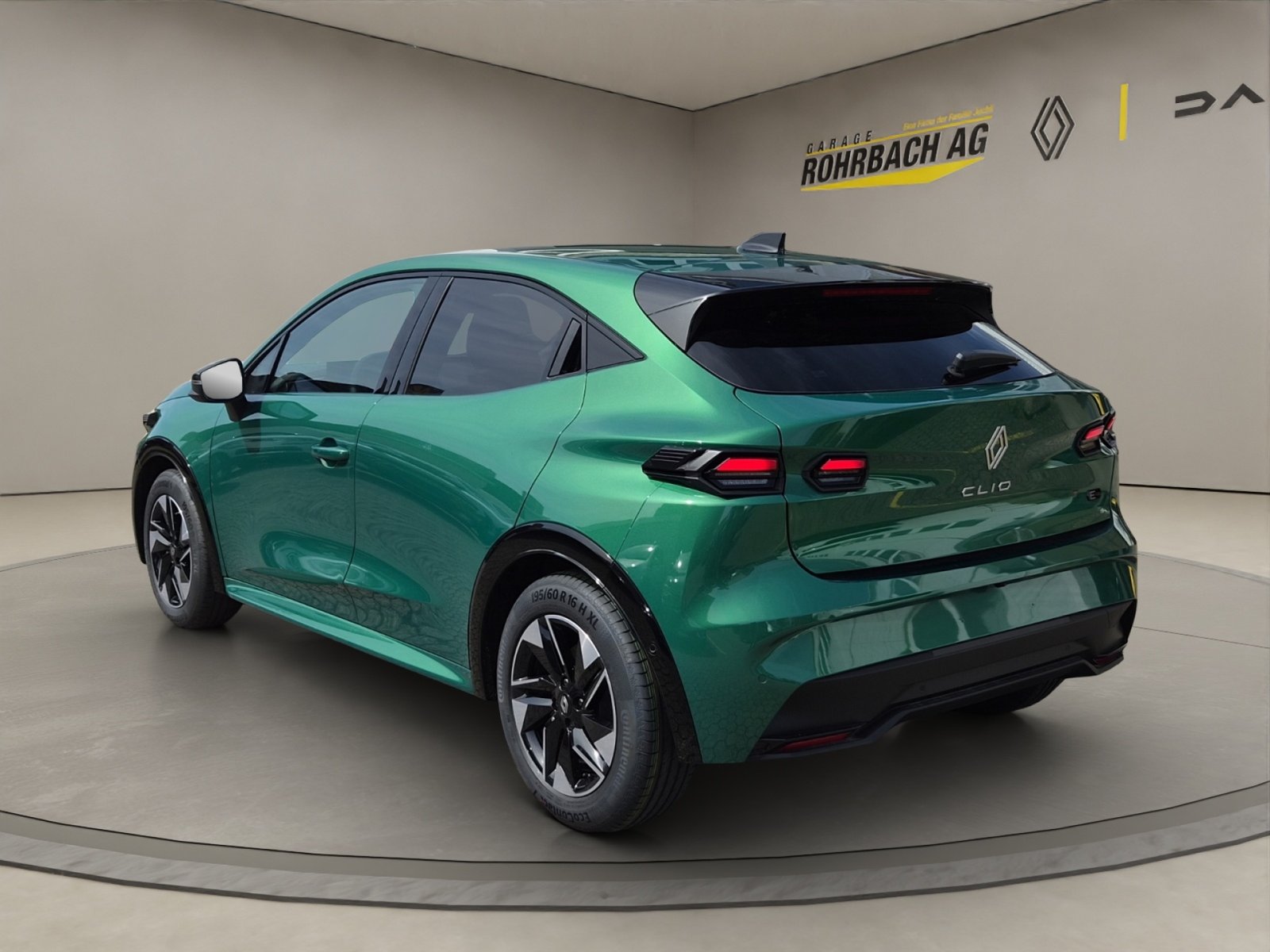 RENAULT CLIO E-TECH FULL HYBRID techno 160, Full-Hybrid Petrol/Electric, New car, Automatic - 6