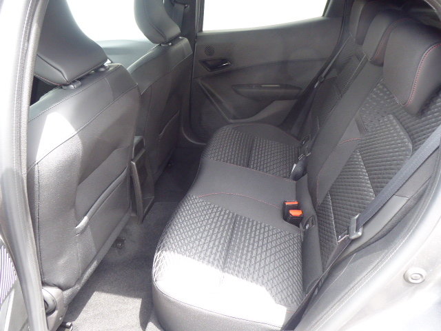 RENAULT Clio 1.2 TCe techno EDC, Petrol, New car, Automatic - 7