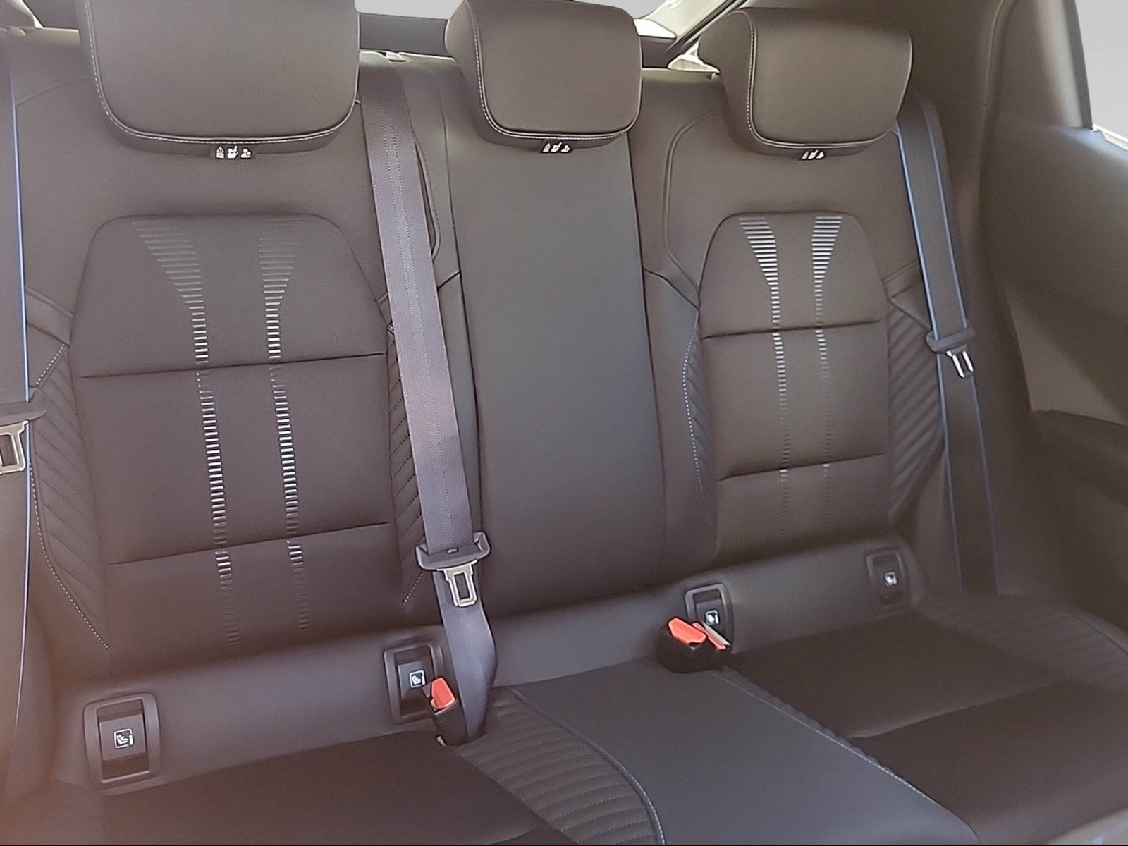 RENAULT CLIO E-TECH FULL HYBRID esprit Alpine 16, Voll-Hybrid Benzin/Elektro, Neuwagen, Automatik - 6