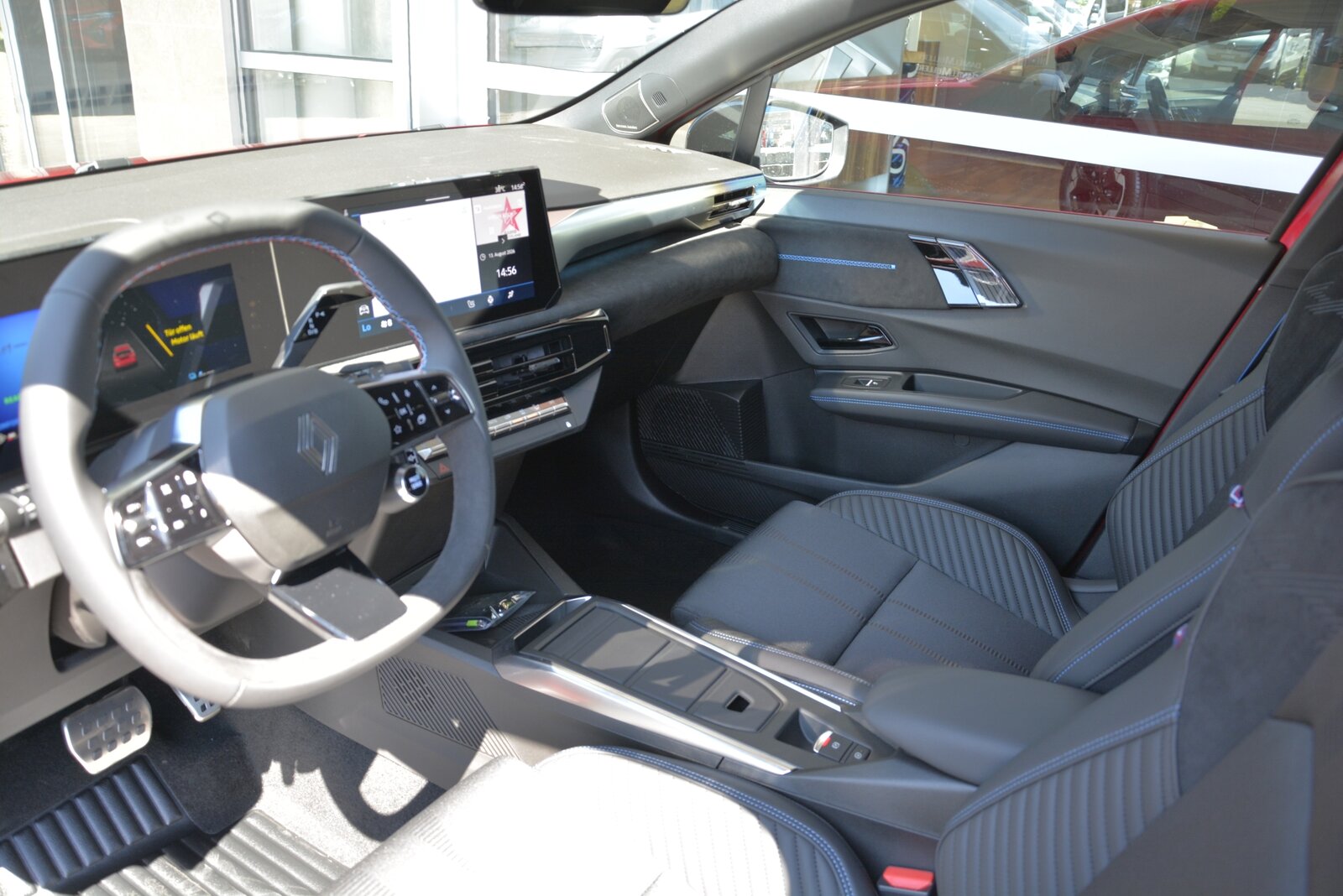 RENAULT CLIO esprit Alpine full hybrid E-Tech 160, Full-Hybrid Petrol/Electric, New car, Automatic - 5