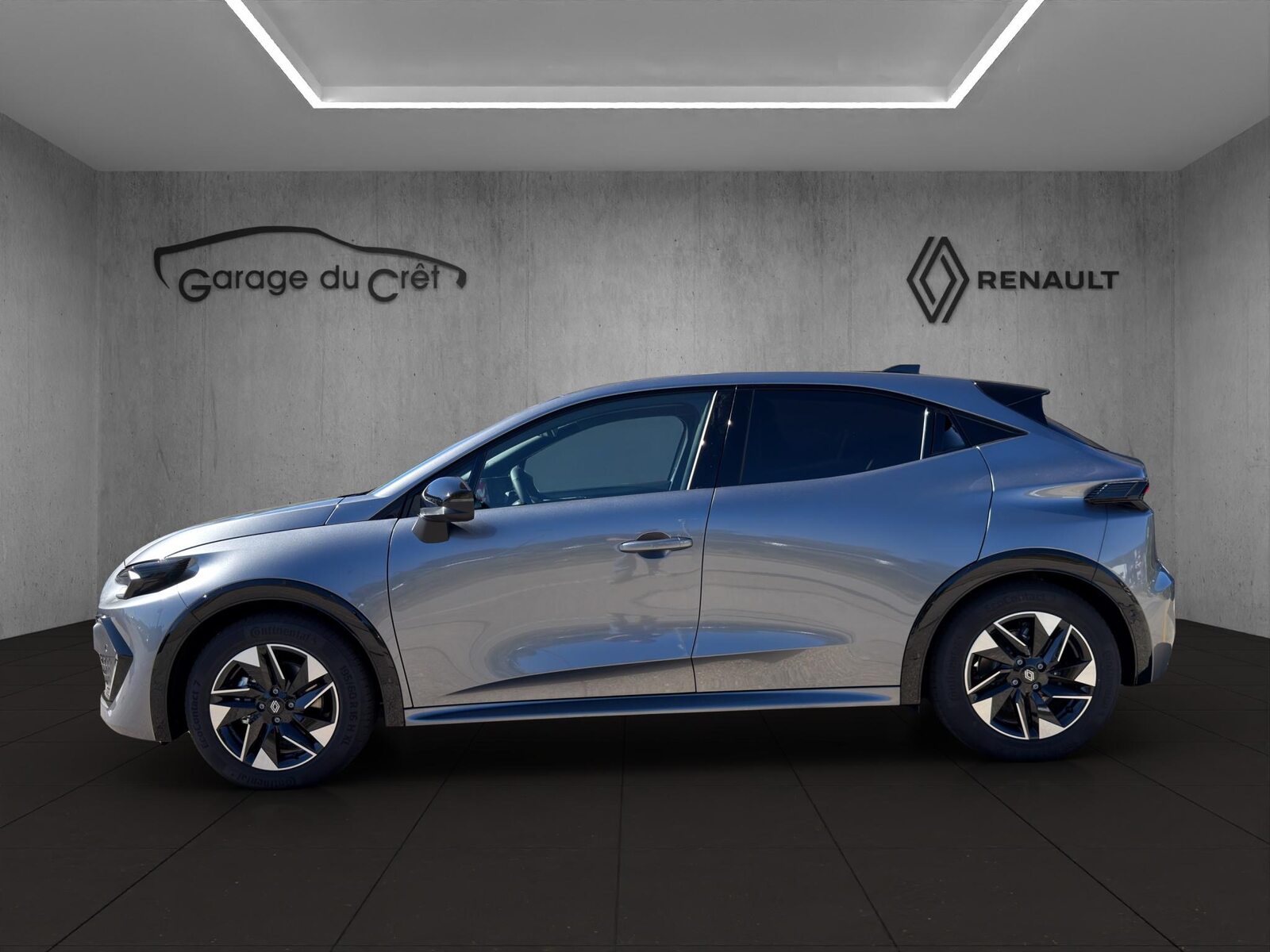 RENAULT Clio 1.8 E-Tech techno, Full-Hybrid Petrol/Electric, New car, Automatic - 2