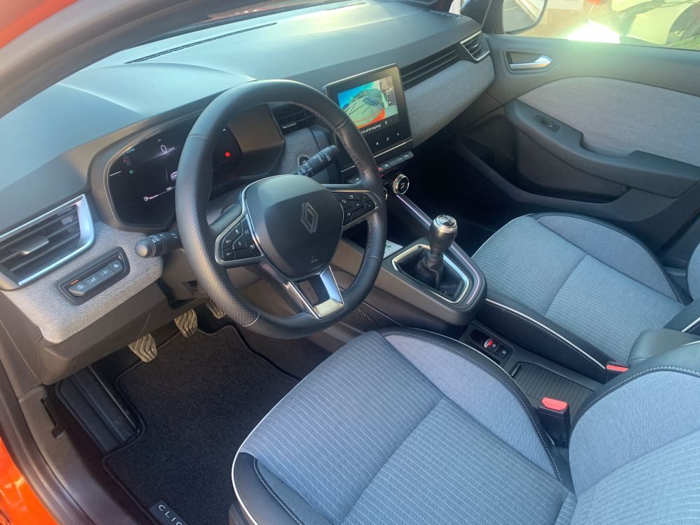 RENAULT CLIO 1.0 TCe techno, Essence, Occasion / Utilisé, Manuelle - 3