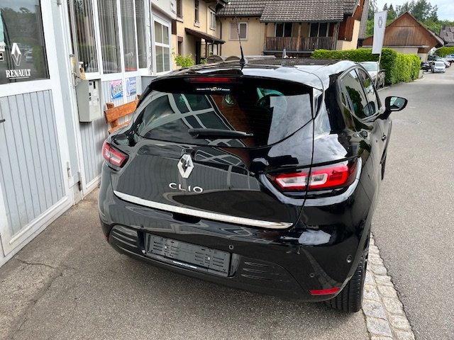 RENAULT Clio 1.2 TCe 120 Swiss Edition S/S, Essence, Occasion / Utilisé, Manuelle - 4