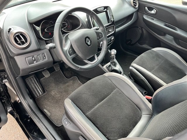RENAULT Clio 1.2 TCe 120 Swiss Edition S/S, Essence, Occasion / Utilisé, Manuelle - 6