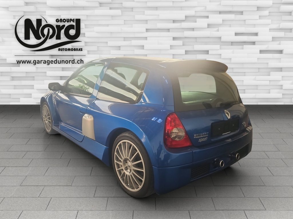 RENAULT Clio 3.0 V6 Sport, Benzin, Occasion / Gebraucht, Handschaltung - 3