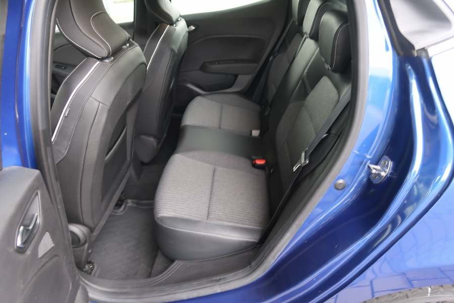 RENAULT Clio 1.6 E-Tech Intens, Voll-Hybrid Benzin/Elektro, Occasion / Gebraucht, Automat - 6