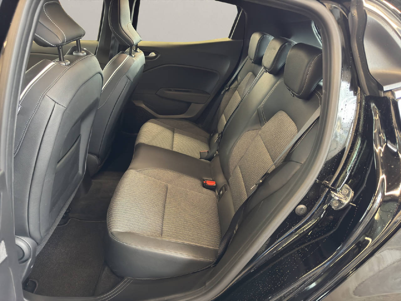 RENAULT Clio 1.0 TCe Intens CVT, Essence, Occasion / Utilisé, Automatique - 6