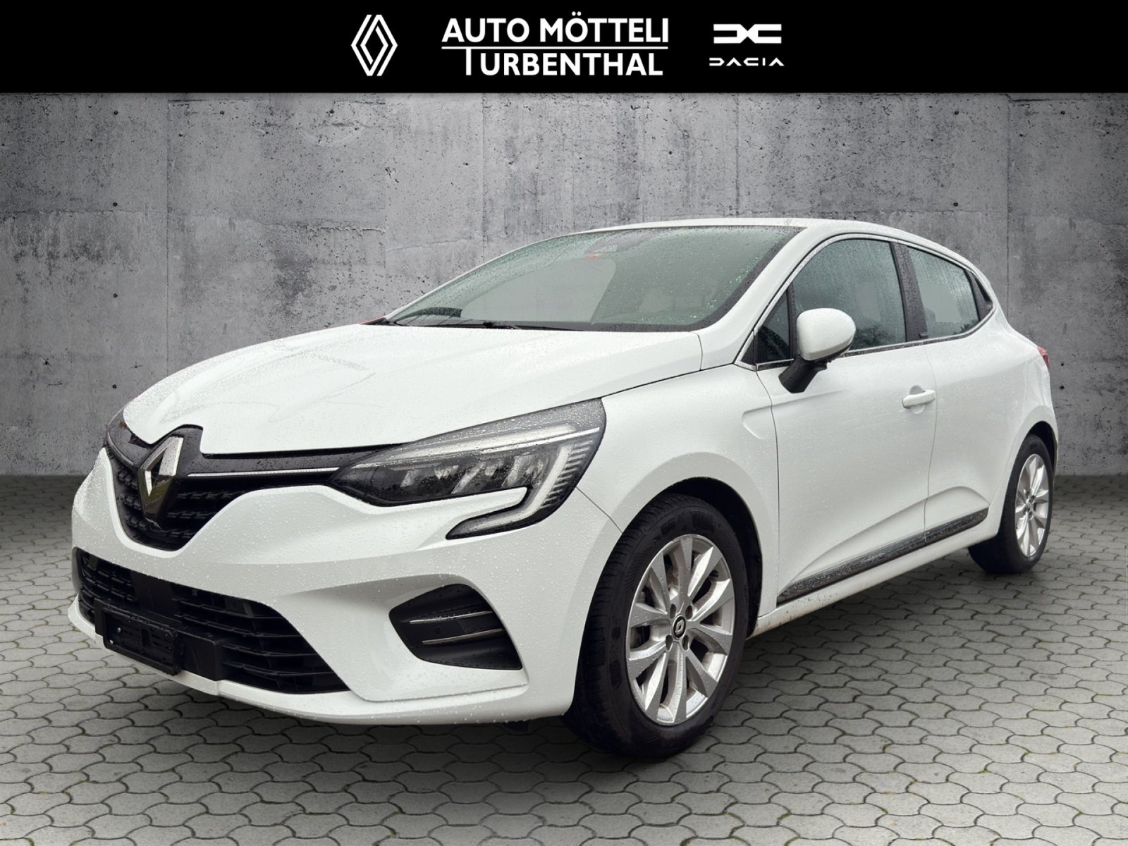 RENAULT Clio 1.6 E-Tech Intens