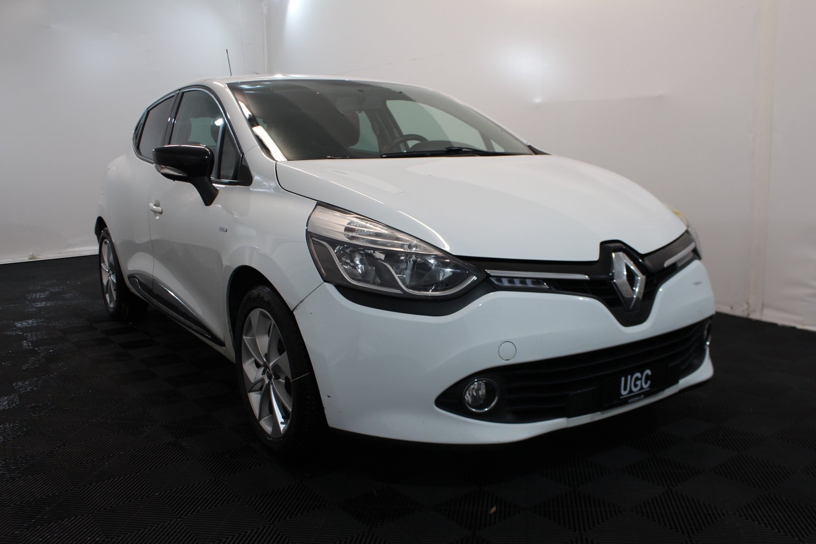 RENAULT Clio 1.2 TCe 120 Limited S/S