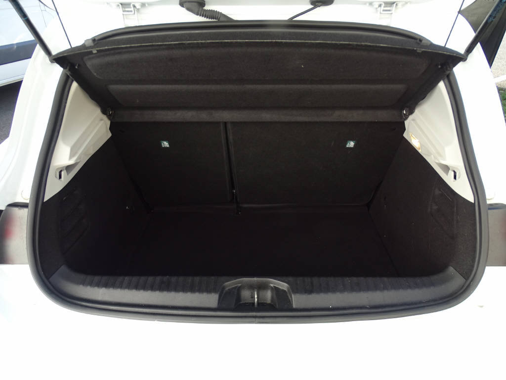 RENAULT Clio 1.0 TCe Zen, Essence, Occasion / Utilisé, Manuelle - 7