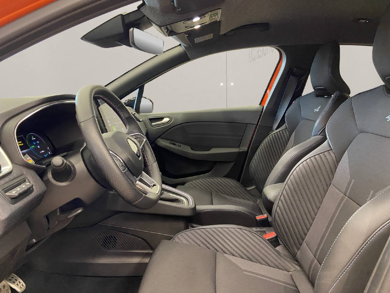RENAULT Clio 1.6 E-Tech esprit Alpine, Hybride Intégral Essence/Électricité, Occasion / Utilisé, Automatique - 5