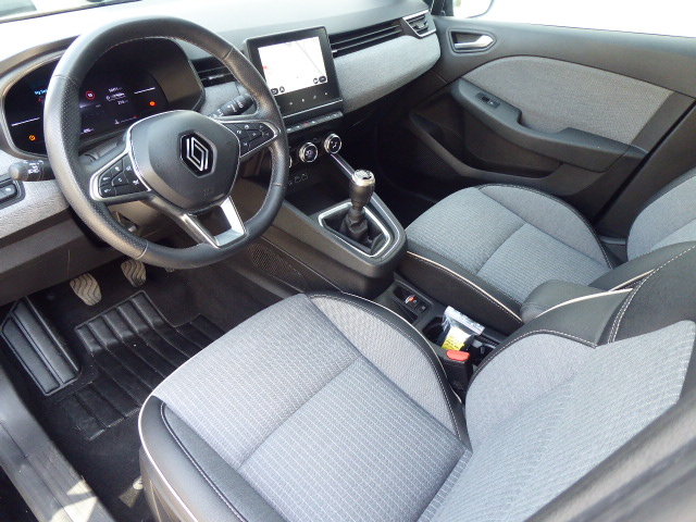 RENAULT Clio 1.0 TCe techno, Essence, Occasion / Utilisé, Manuelle - 5