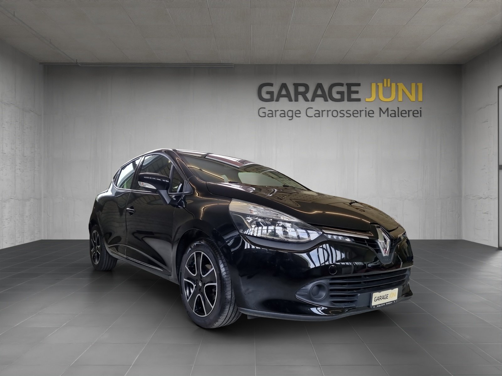 RENAULT Clio 0.9 Expression