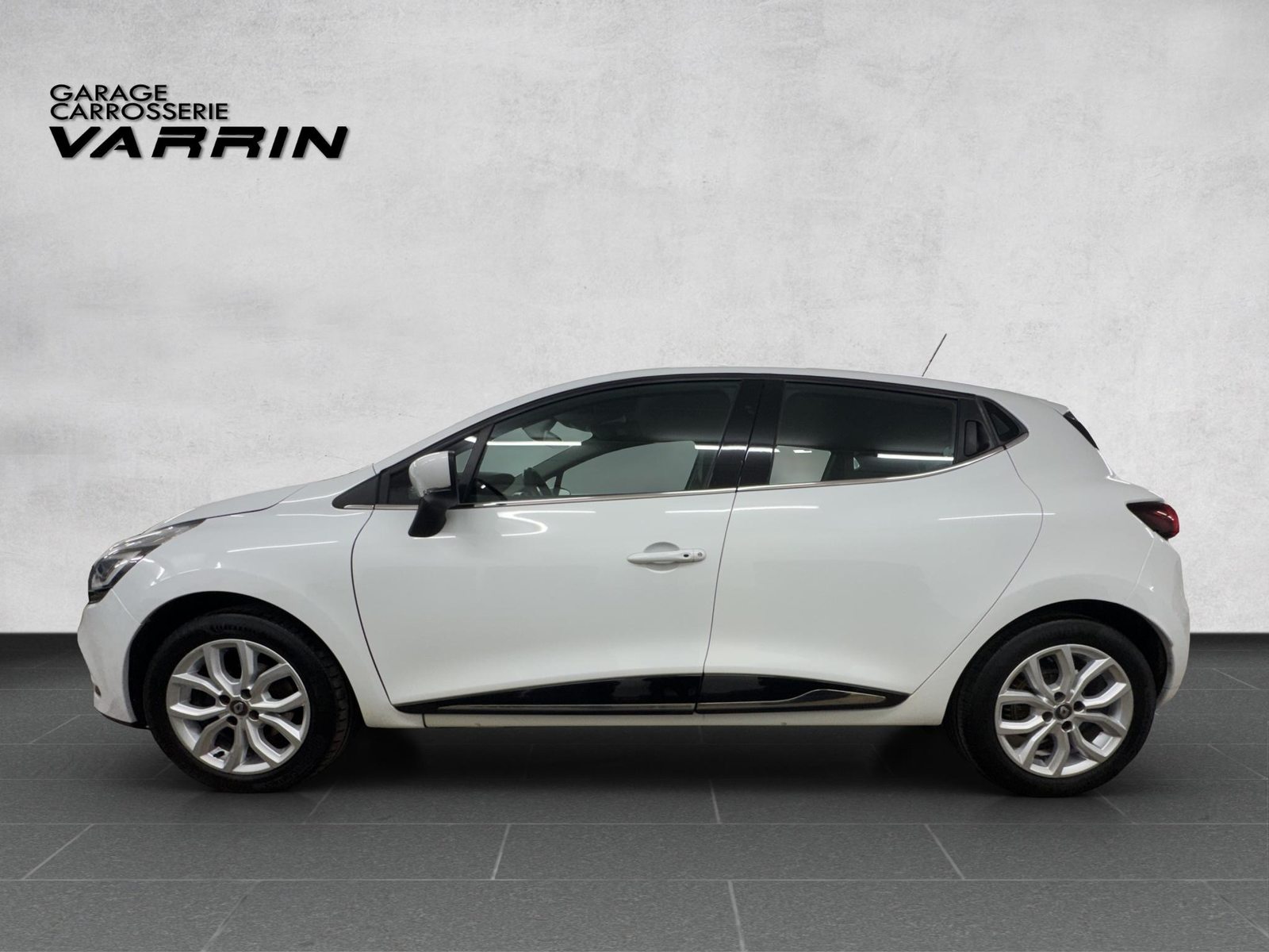 RENAULT Clio 1.2 TCe 120 Intens S/S, Benzin, Occasion / Gebraucht, Handschaltung - 3