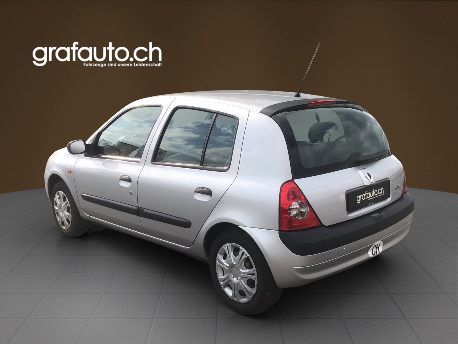 RENAULT Clio 1.2 16V 75 Expression, Petrol, Second hand / Used, Manual - 4