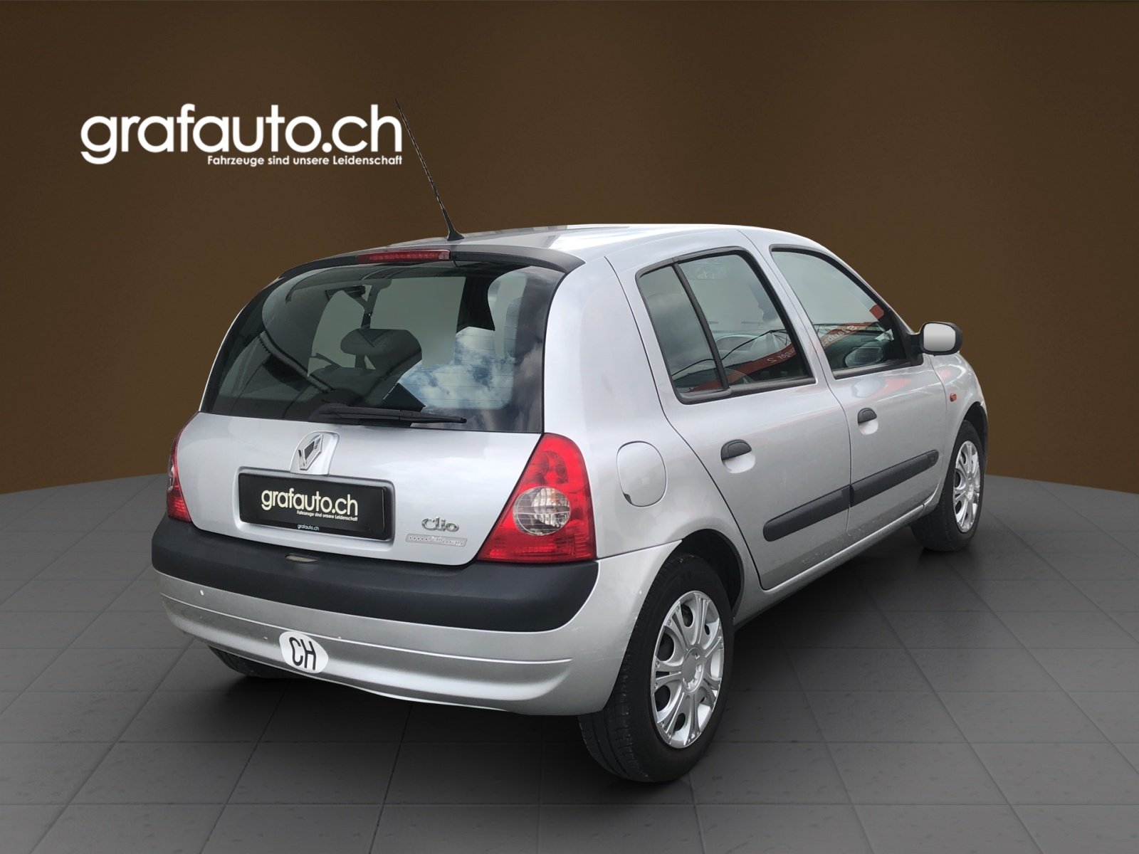 RENAULT Clio 1.2 16V 75 Expression, Petrol, Second hand / Used, Manual - 5