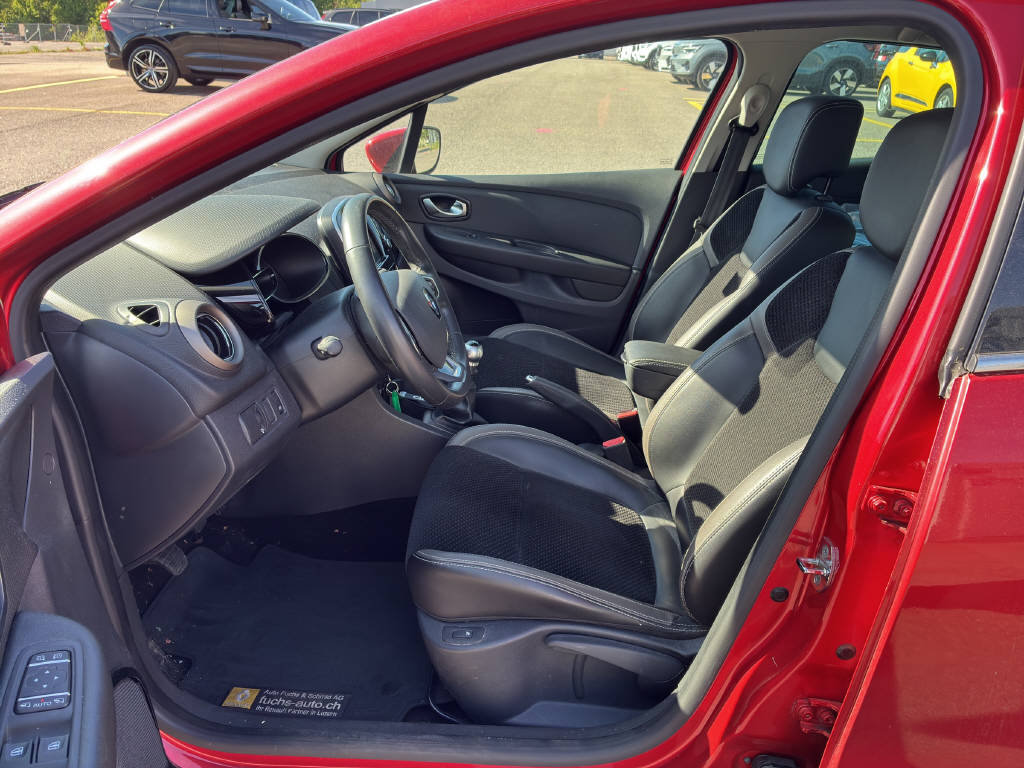 RENAULT Clio 1.2 TCe 120 PS Swiss Edition S/S, Benzin, Occasion / Gebraucht, Handschaltung - 6