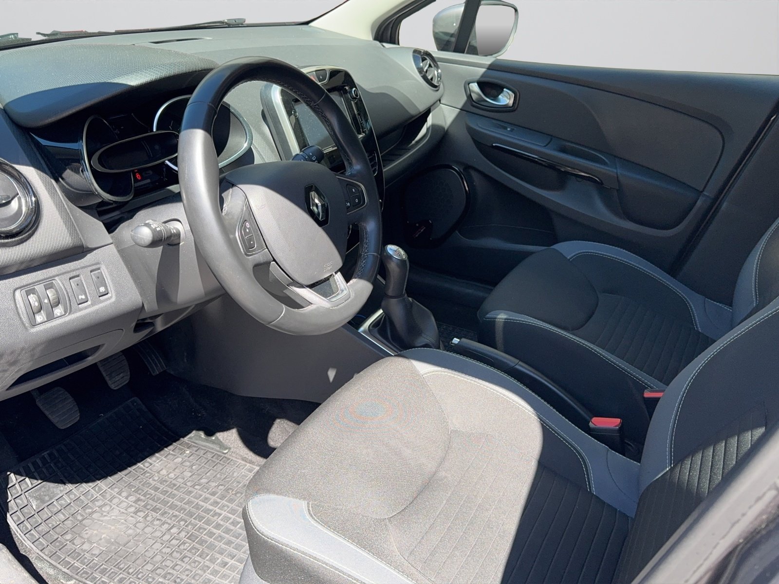 RENAULT Clio 0.9 Limited, Benzina, Occasioni / Usate, Manuale - 5