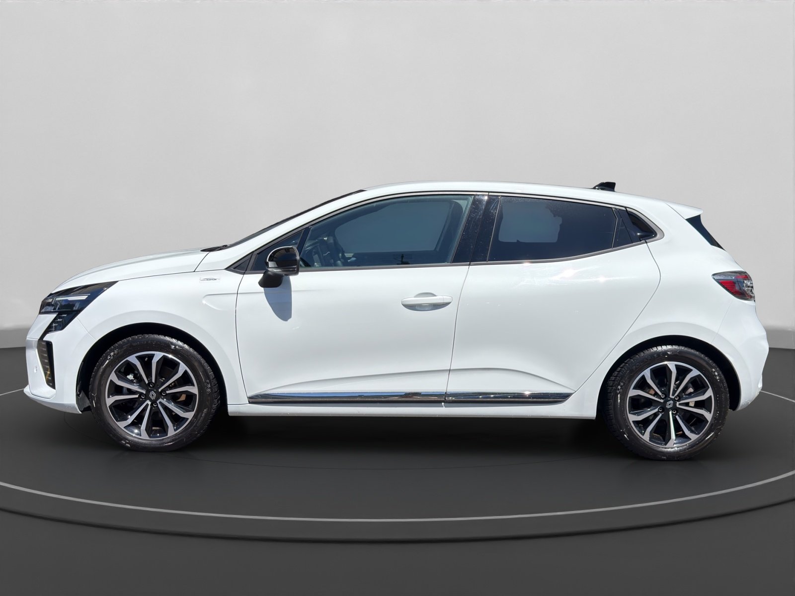 RENAULT Clio 1.6 E-Tech techno, Voll-Hybrid Benzin/Elektro, Occasion / Gebraucht, Automatik - 2