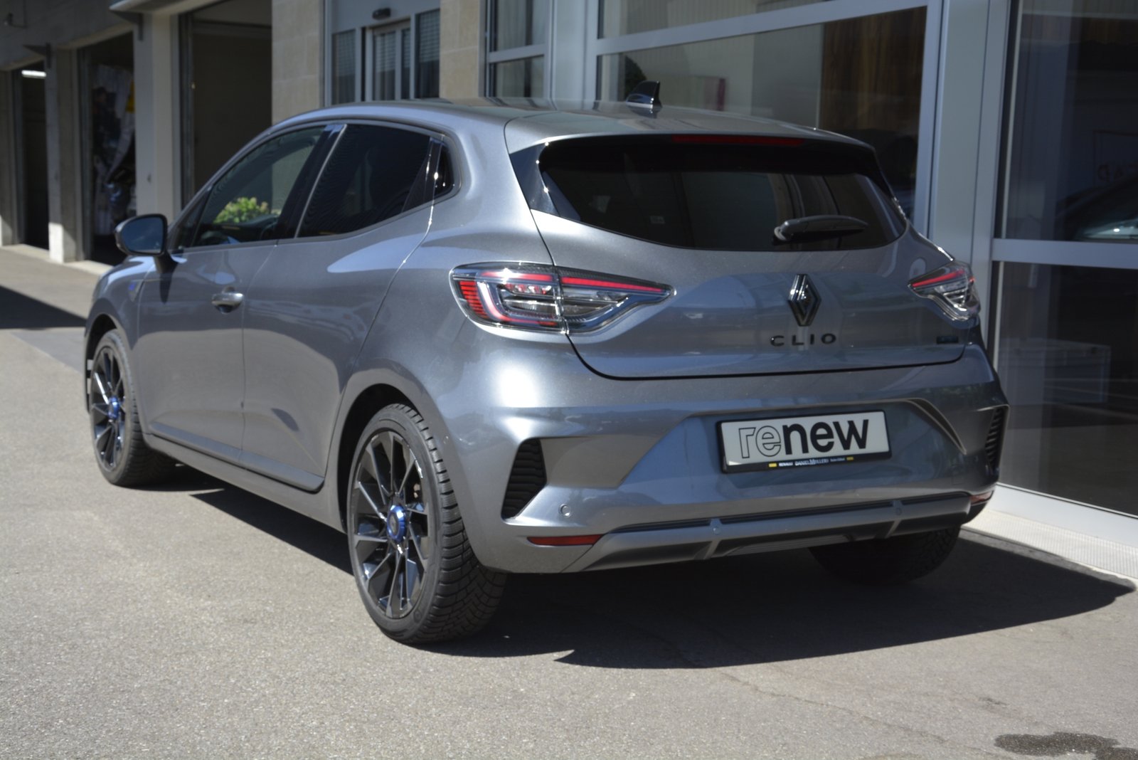 RENAULT Clio 1.6 E-Tech esprit Alpine, Hybride Integrale Benzina/Elettrica, Occasioni / Usate, Automatico - 5