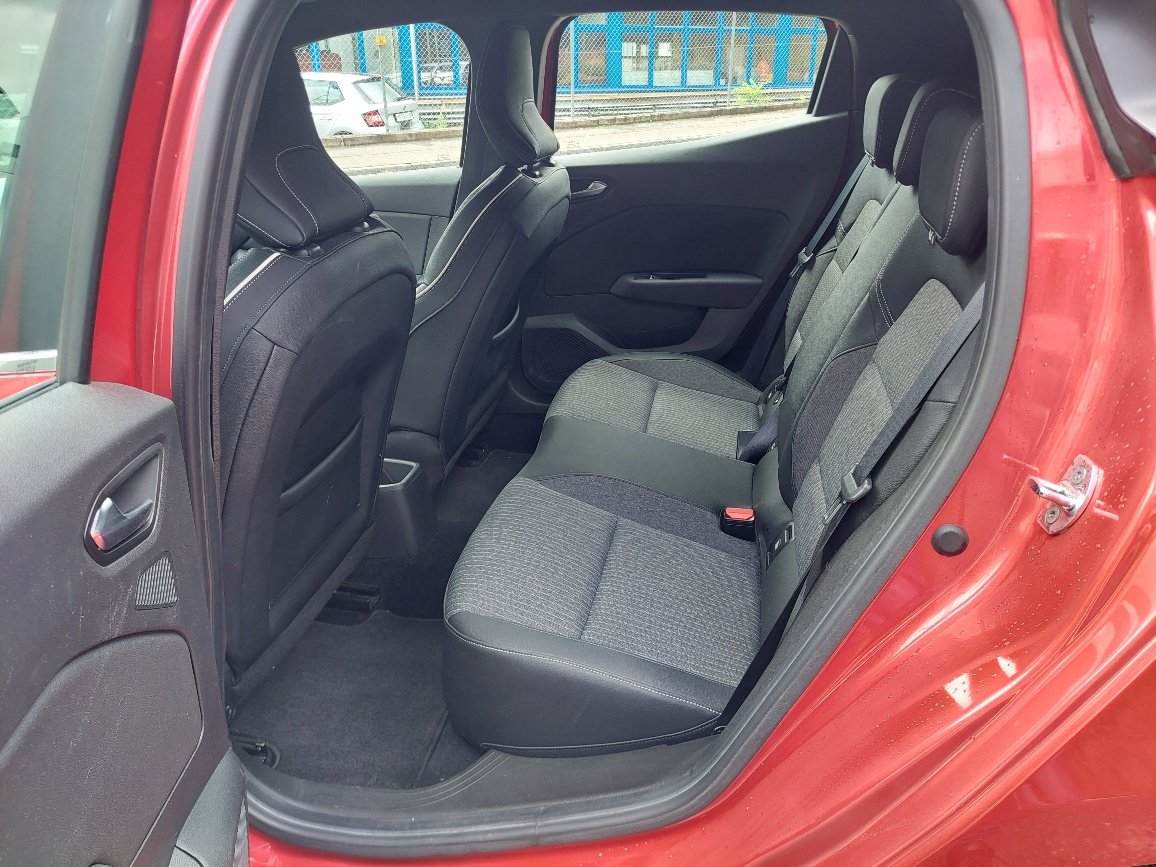 RENAULT Clio 1.0 TCe 100 Intens, Benzin, Occasion / Gebraucht, Handschaltung - 7