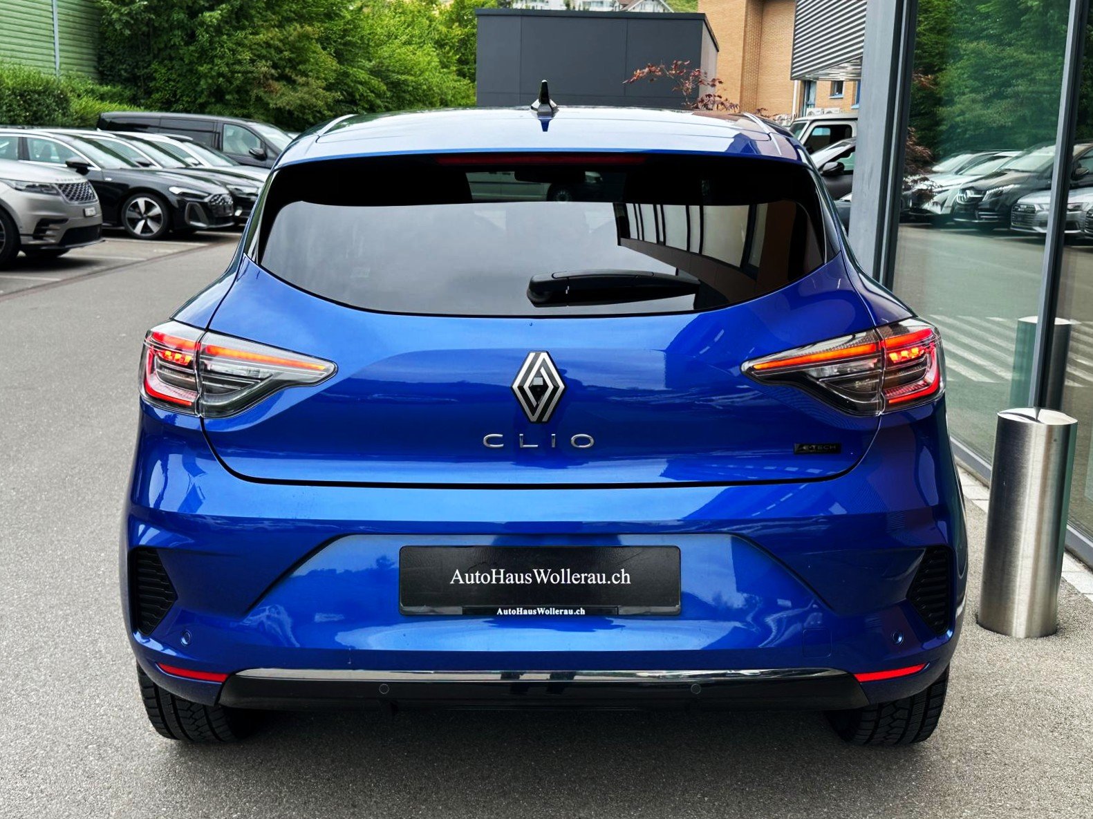 RENAULT Clio 1.6 E-Tech techno / CH Auslieferung, Hybride Intégral Essence/Électricité, Occasion / Utilisé, Automatique - 4