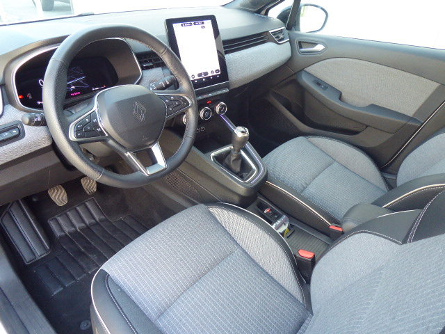 RENAULT Clio 1.0 TCe techno, Essence, Occasion / Utilisé, Manuelle - 4