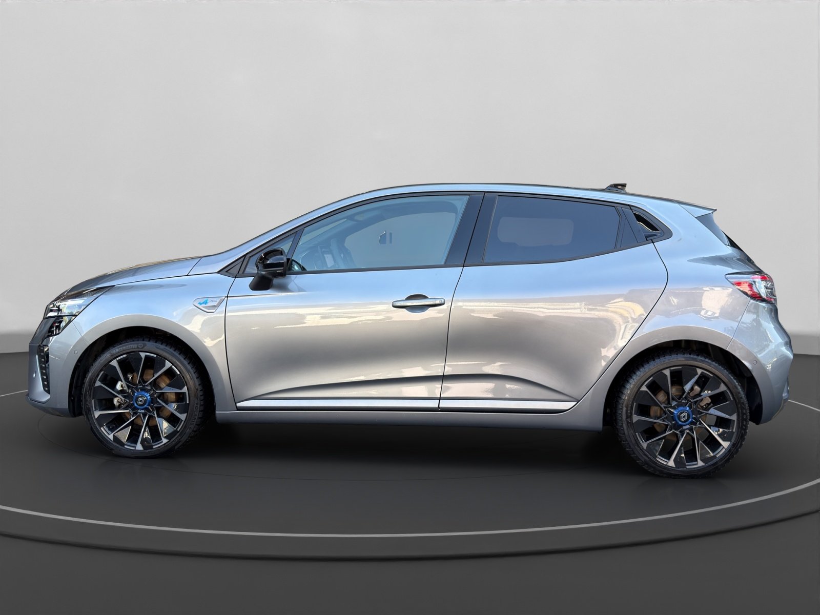 RENAULT Clio 1.6 E-Tech esprit Alpine, Full-Hybrid Petrol/Electric, Second hand / Used, Automatic - 2