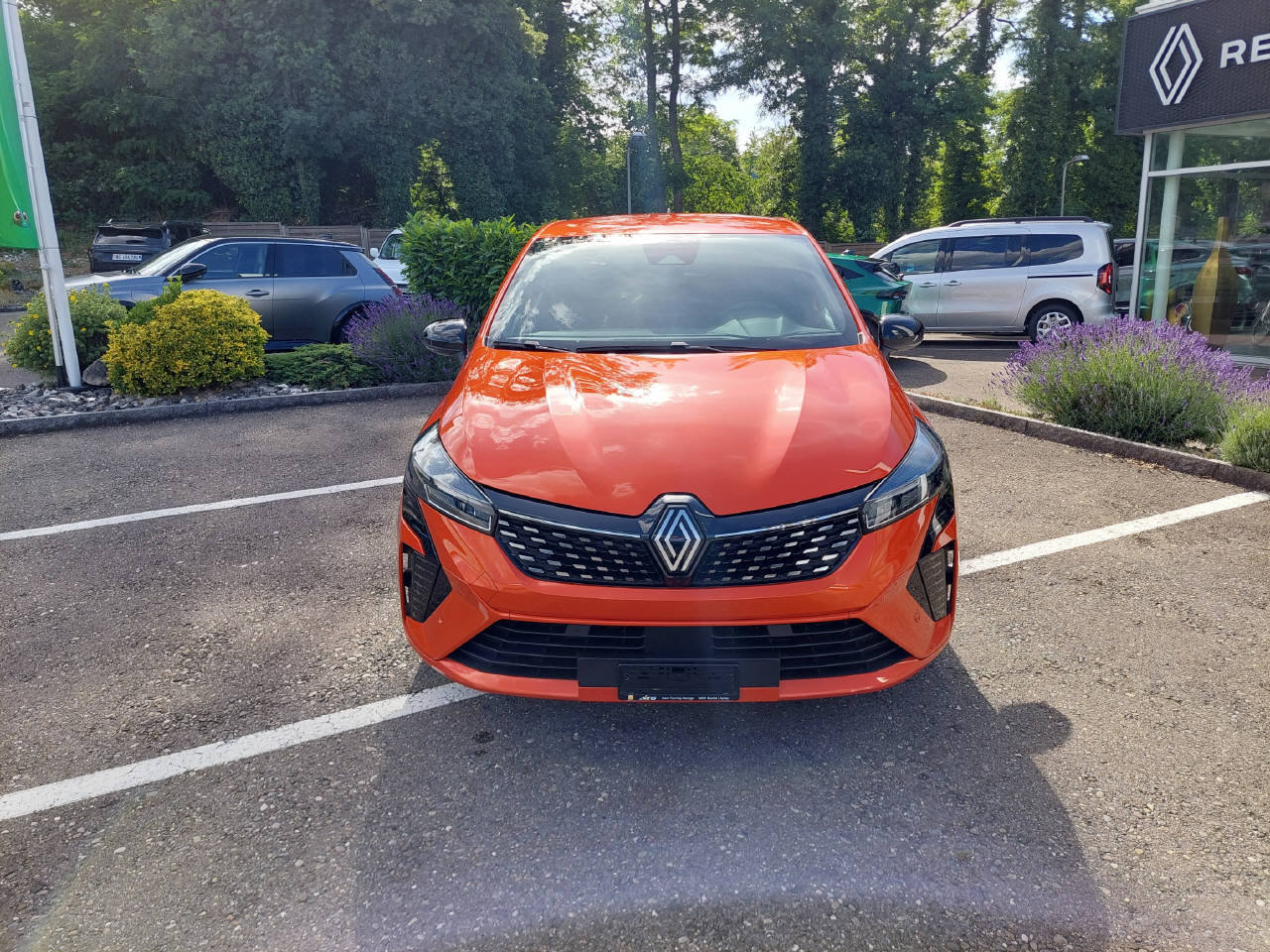 RENAULT Clio 1.6 E-Tech techno 145, Full-Hybrid Petrol/Electric, Second hand / Used, Automatic - 2