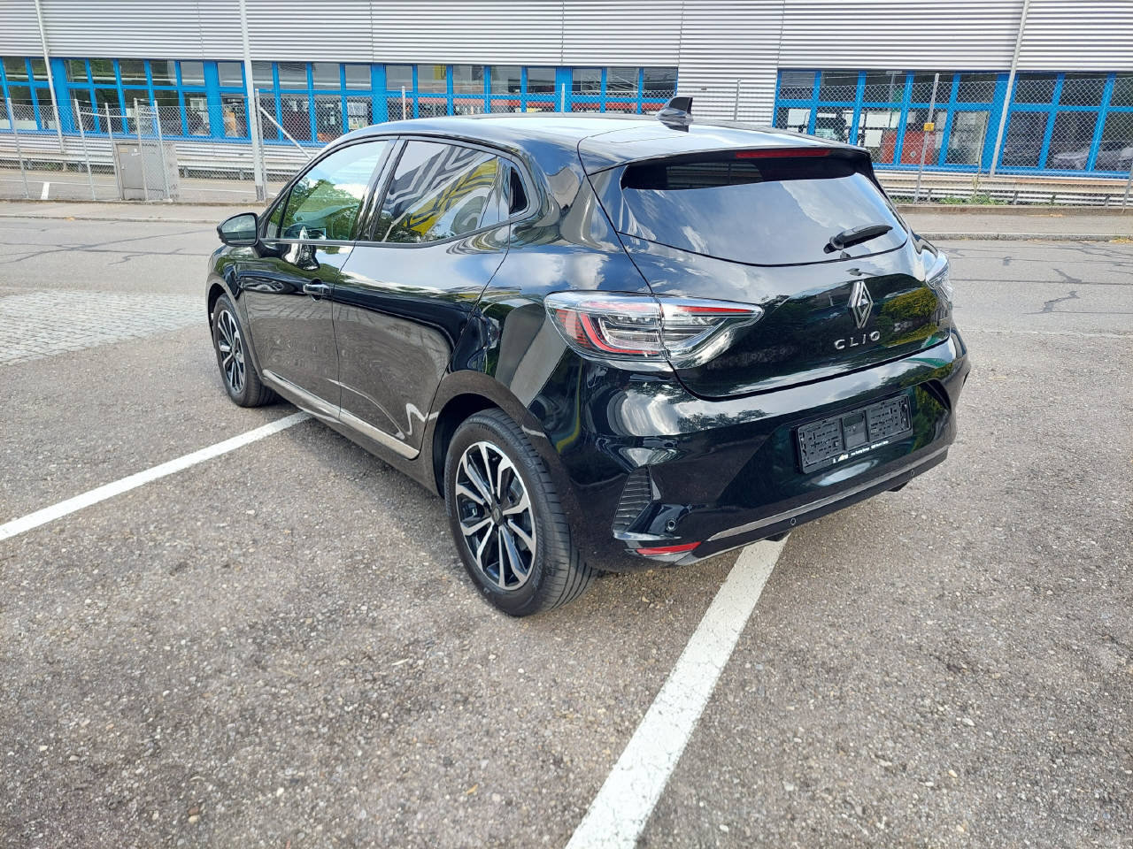 RENAULT Clio 1.6 E-Tech techno, Hybride Intégral Essence/Électricité, Occasion / Utilisé, Automatique - 4