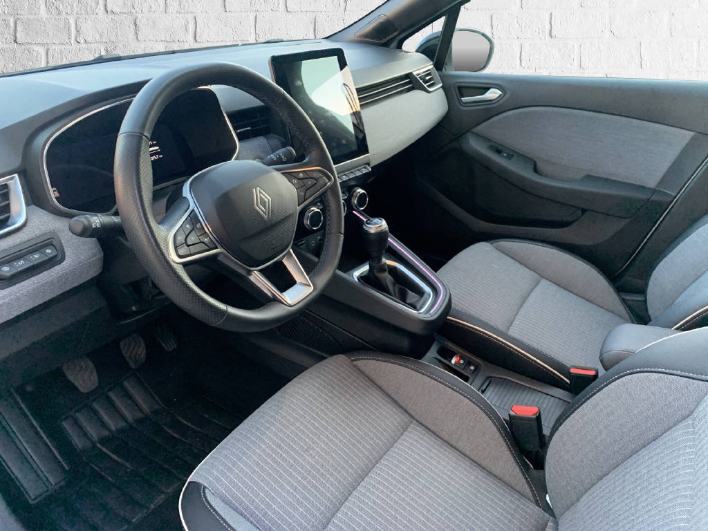 RENAULT Clio 1.0 TCe techno, Essence, Occasion / Utilisé, Manuelle - 6