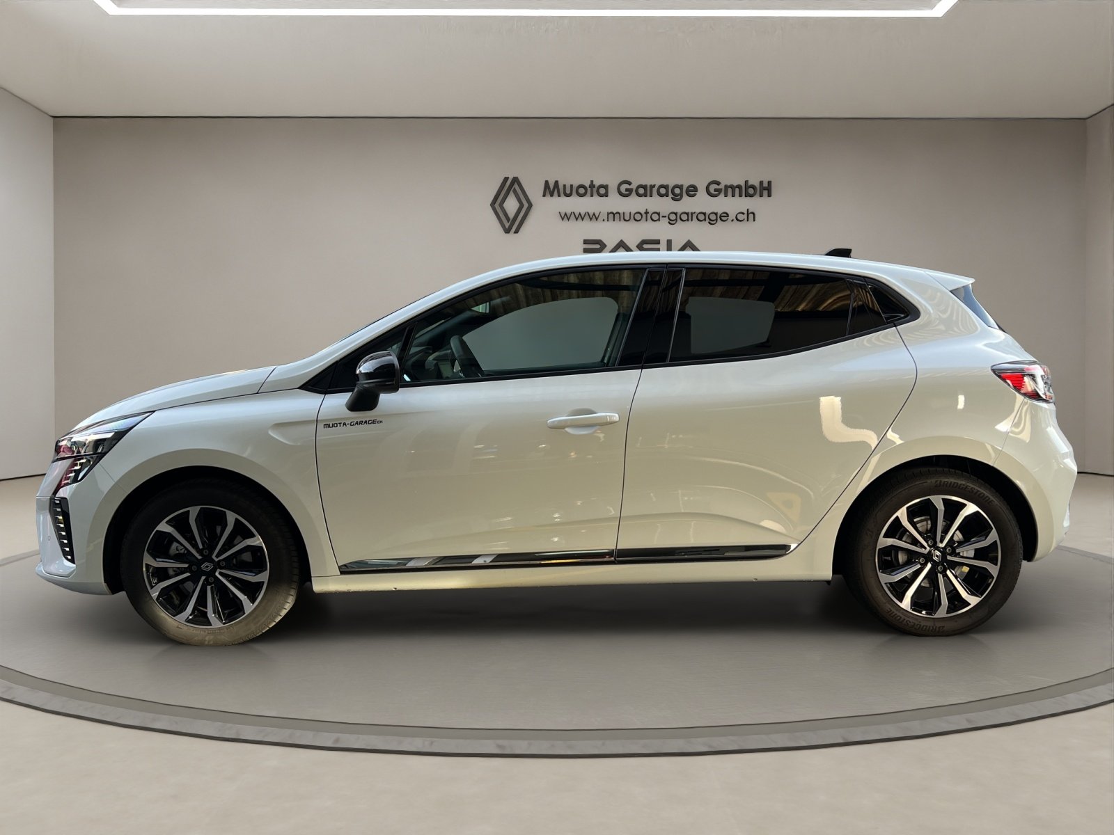 RENAULT Clio E-Tech techno Hybrid, Hybride Intégral Essence/Électricité, Occasion / Utilisé, Automatique - 3