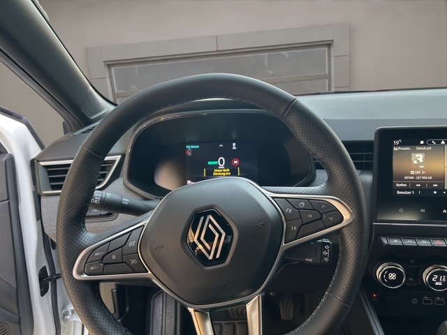 RENAULT Clio E-Tech techno Hybrid, Hybride Intégral Essence/Électricité, Occasion / Utilisé, Automatique - 6