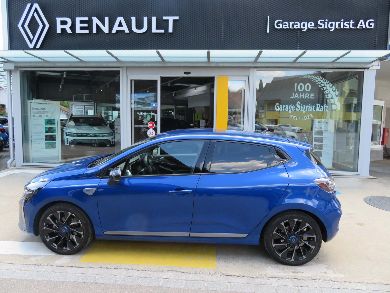 RENAULT Clio 1.6 E-Tech esprit Alpine, Hybride Intégral Essence/Électricité, Occasion / Utilisé, Automatique - 2