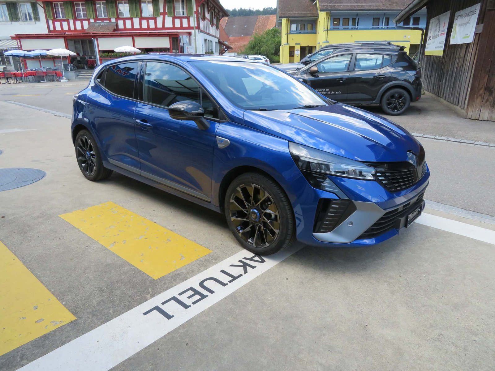 RENAULT Clio 1.6 E-Tech esprit Alpine, Hybride Intégral Essence/Électricité, Occasion / Utilisé, Automatique - 6