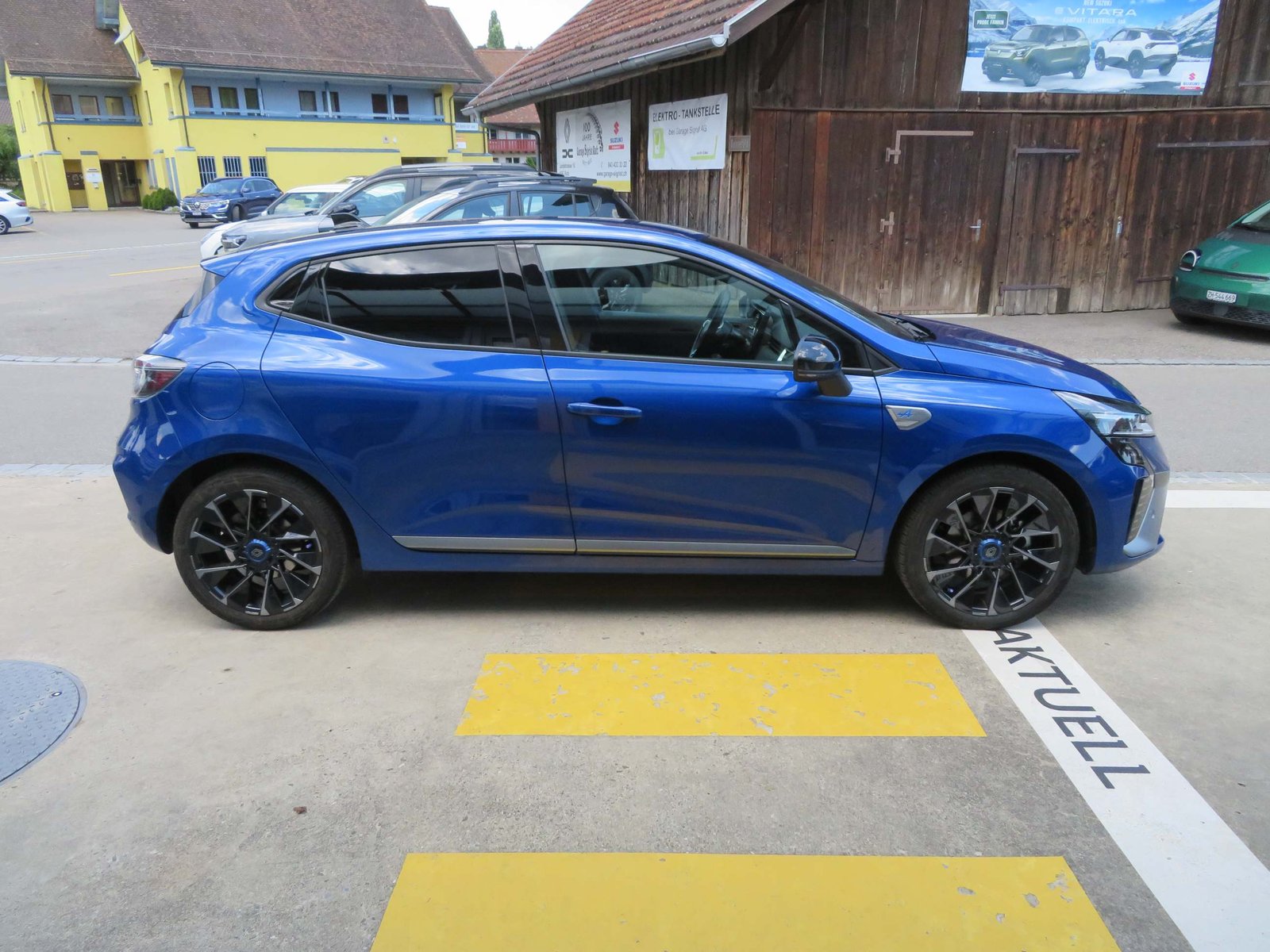 RENAULT Clio 1.6 E-Tech esprit Alpine, Hybride Intégral Essence/Électricité, Occasion / Utilisé, Automatique - 7