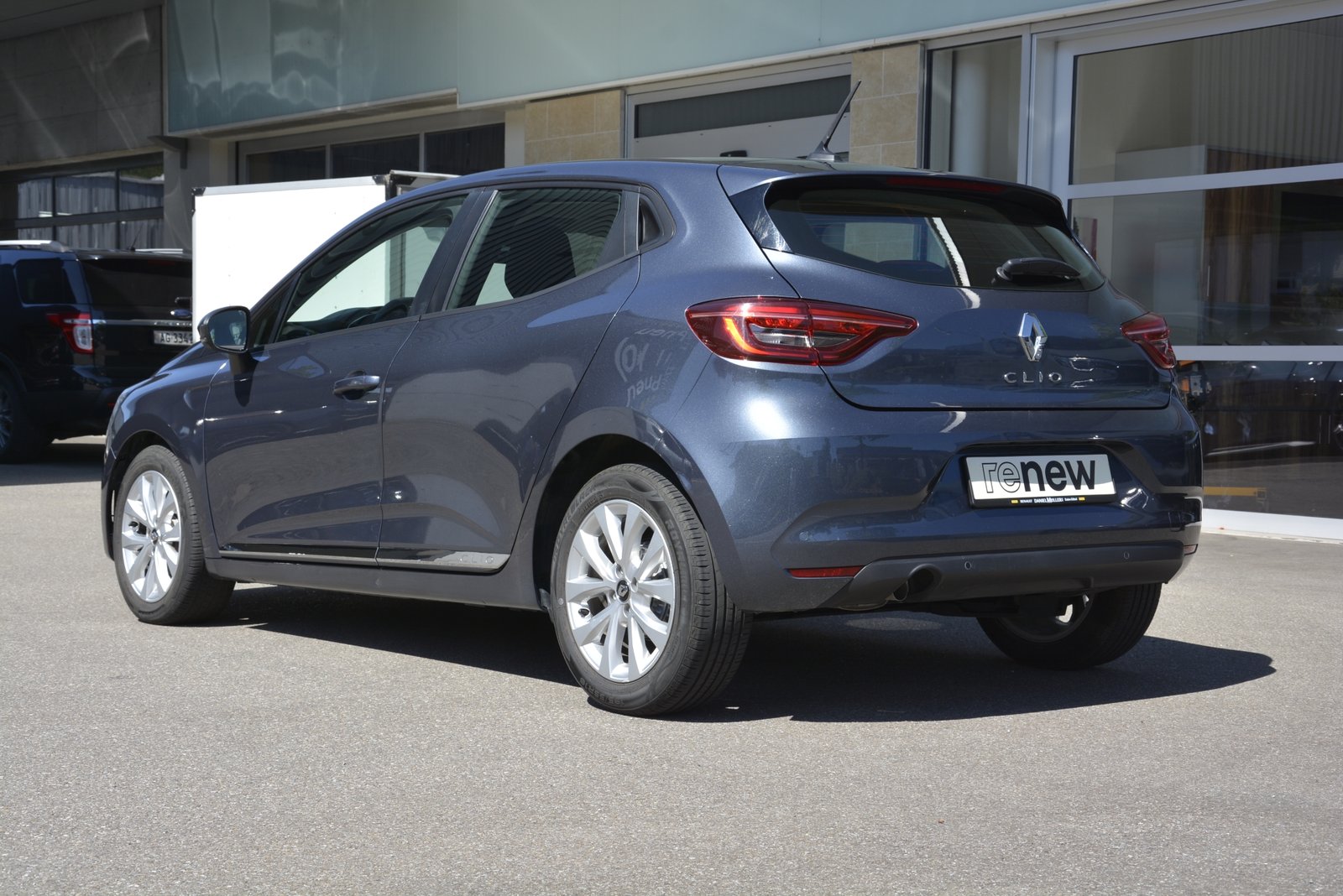 RENAULT Clio 1.0 TCe Zen CVT, Benzin, Occasion / Gebraucht, Automatik - 4