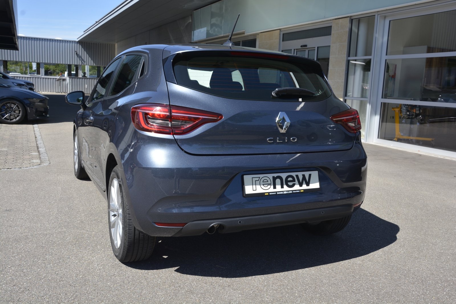 RENAULT Clio 1.0 TCe Zen CVT, Benzin, Occasion / Gebraucht, Automatik - 5