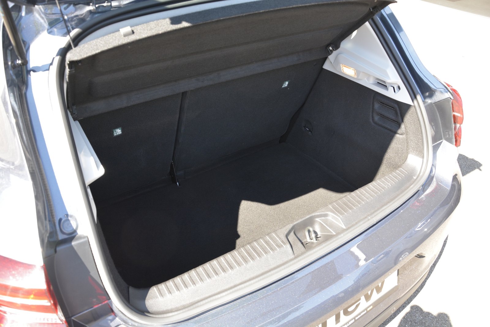 RENAULT Clio 1.0 TCe Zen CVT, Benzin, Occasion / Gebraucht, Automatik - 6