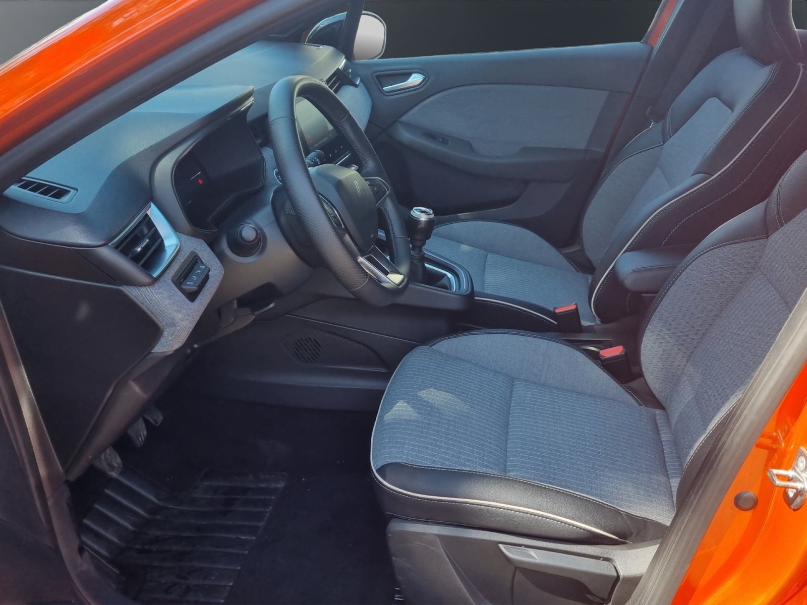 RENAULT Clio 1.0 TCe techno, Benzin, Occasion / Gebraucht, Handschaltung - 7