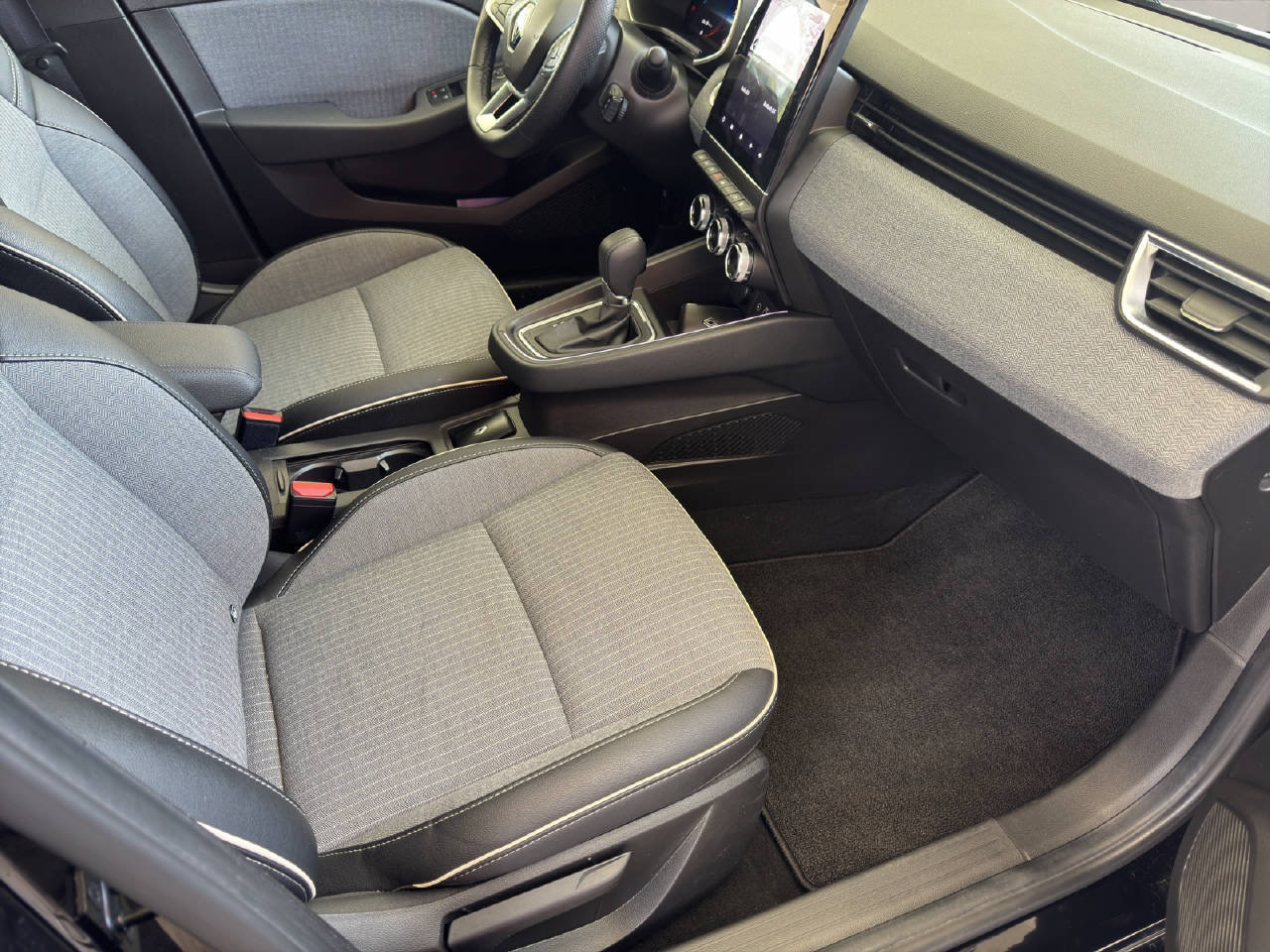 RENAULT Clio 1.6 E-Tech techno Voll-Hybrid 145PS, Essence, Occasion / Utilisé, Automatique - 7