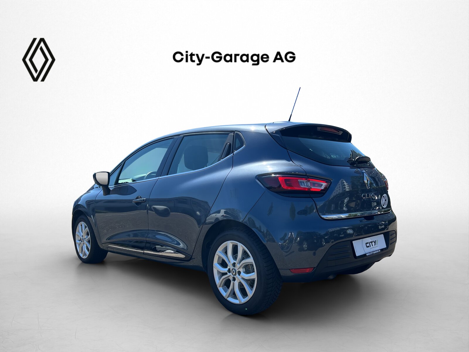 RENAULT Clio 1.2 TCe 120 Intens S/S, Essence, Occasion / Utilisé, Automatique - 4