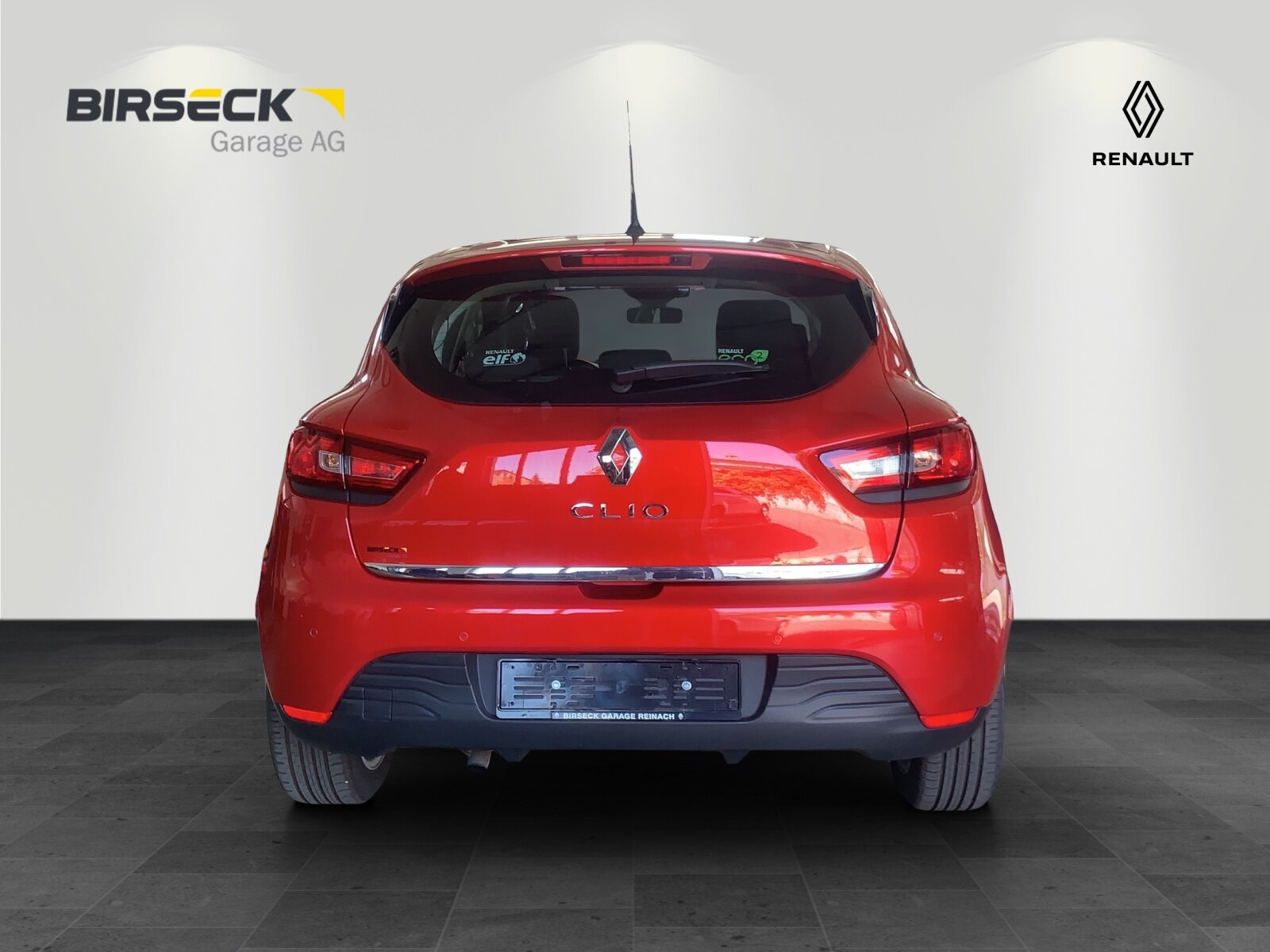 RENAULT Clio 1.2 TCe 120 Swiss Edition, Benzin, Occasion / Gebraucht, Automatik - 4