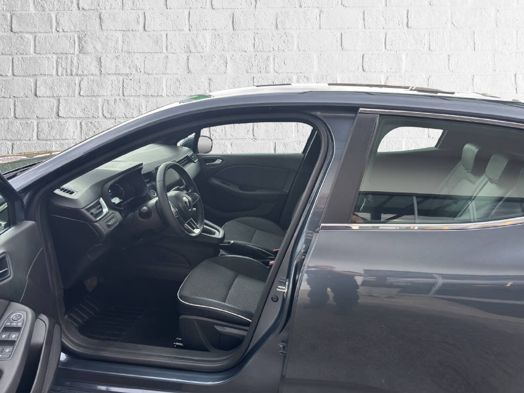 RENAULT Clio INTENS E-TECH 140, Hybride Intégral Essence/Électricité, Occasion / Utilisé, Automatique - 6