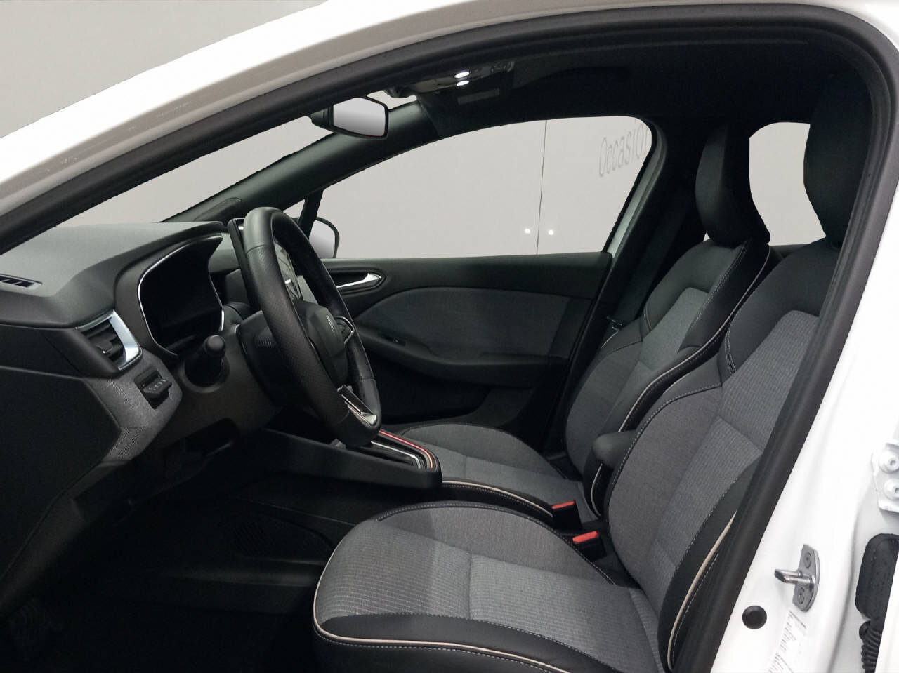 RENAULT Clio 1.6 E-Tech techno, Hybride Intégral Essence/Électricité, Occasion / Utilisé, Automatique - 4